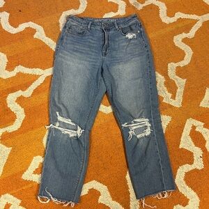 American Eagle woman’s Mom jeans frayed destroyed holy size 8